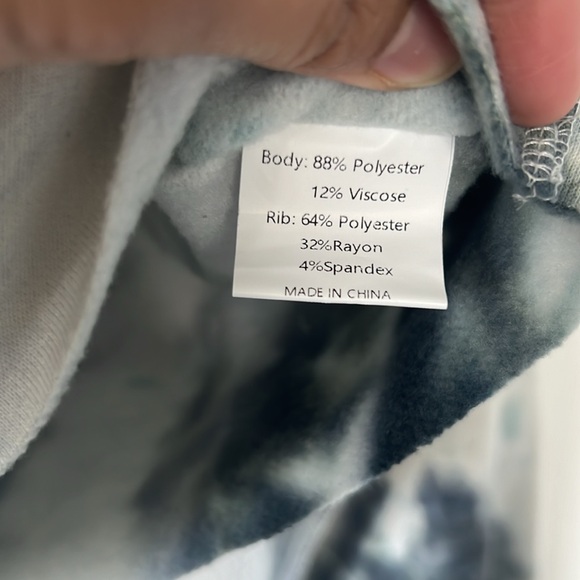 Amazon Tie Dye Crewneck - Picture 3 of 4